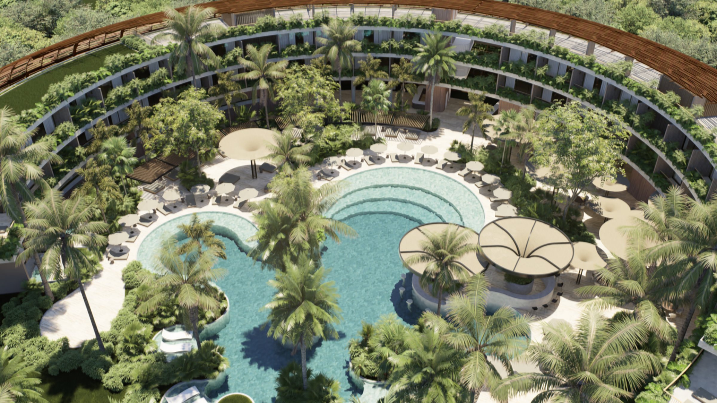 Piscina de formas orgánicas en el patio central, con sombrillas y palmas